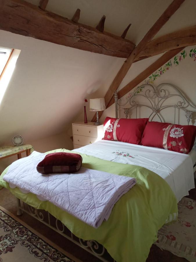 Le Petit Savriere B&B Tronget Pokoj fotografie