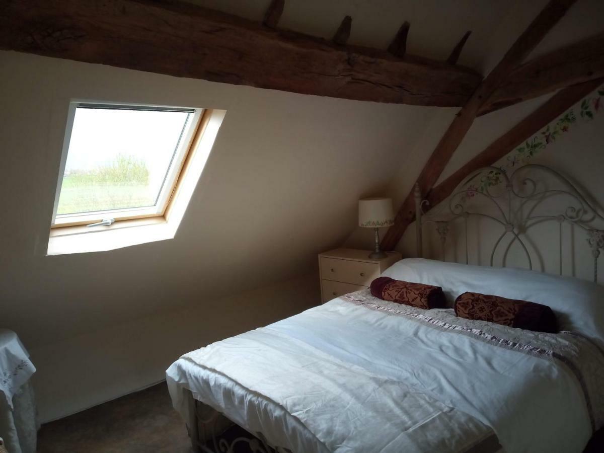 Le Petit Savriere B&B Tronget Exteriér fotografie